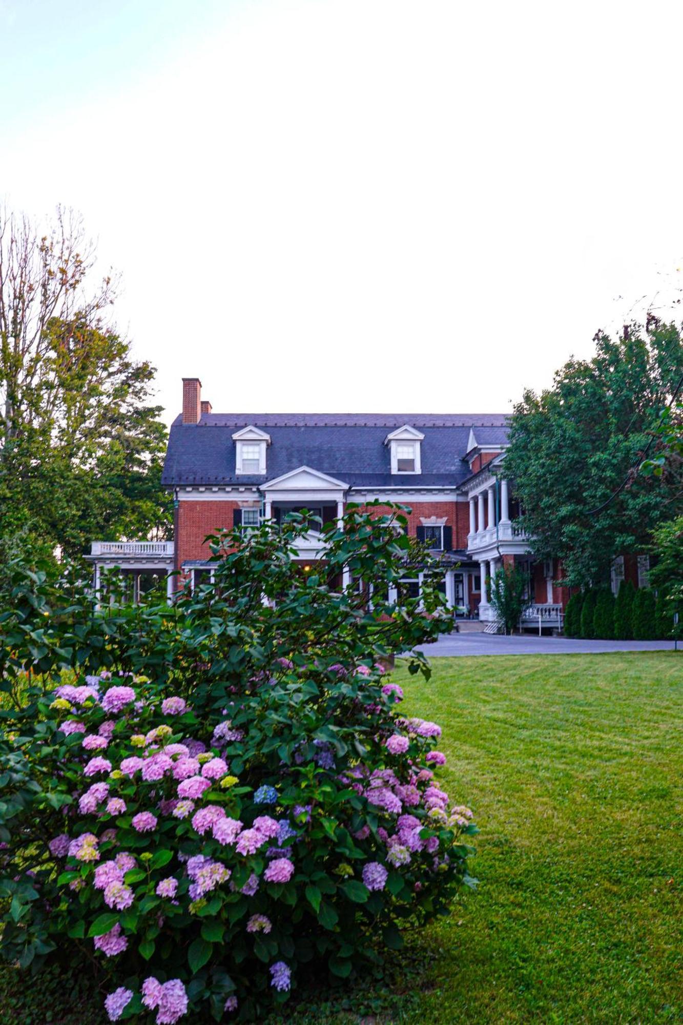 Mercersburg Inn Esterno foto